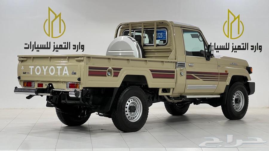 تويوتا شاص V6.2025فل كامل رفرف بريمي بنزين 40عام قير عادي64377535246339114