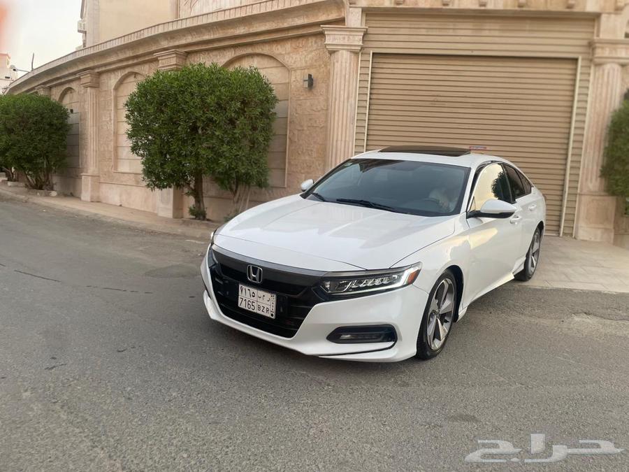 هوندا اكورد 201864382293632001111