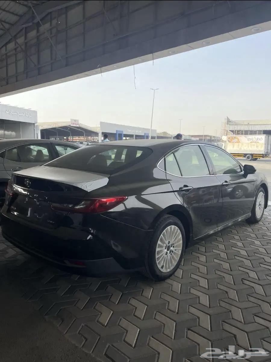 تويوتا كامري 2025 E Plas هايبرد بالنقد والتقسيط64380595240834113