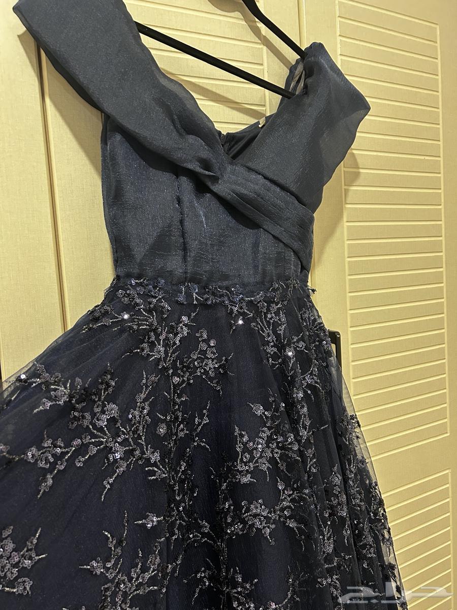 فستان للبيع لبسة مره واحدة فقط مقاس s لون كحلي64169651547266114