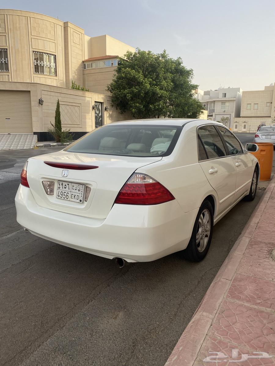 للبيع هوندا اكورد 200664379874048385112