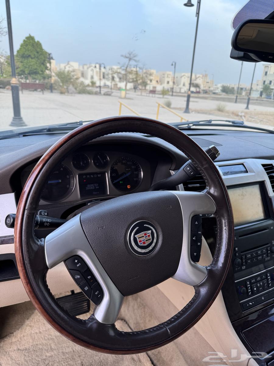 كاديلاك اسكاليد 200764382432529283114