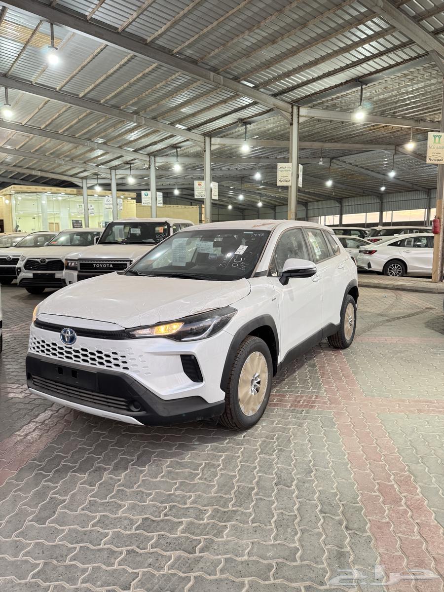 تويوتا كورلا كروس LE هايبرد 202564382721272705110