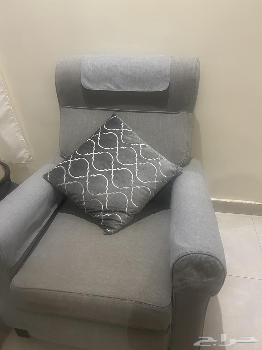 Two excellent condition extendable IKEA chairs64172604675329112