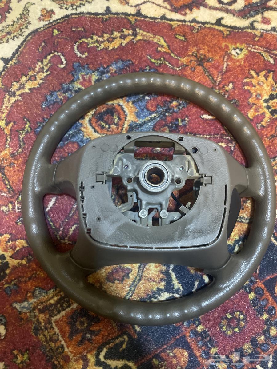 للبيع طارة كامري 200464372827945987111