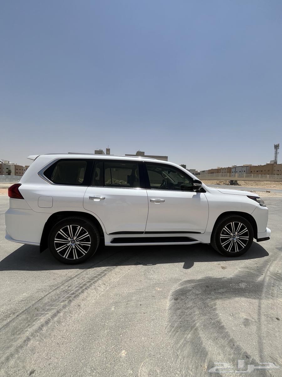 جيب لكزس سبورت LX570 2021 سعودي فل كامل64384965809282113