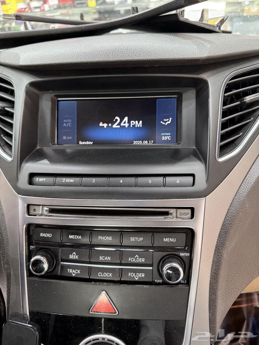 Azera screen with recorder64373403246082111