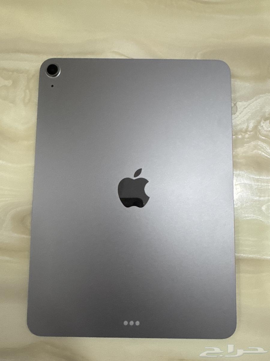 iPad Air 128  تواصل على رقم    بطارية 10064171275543297112