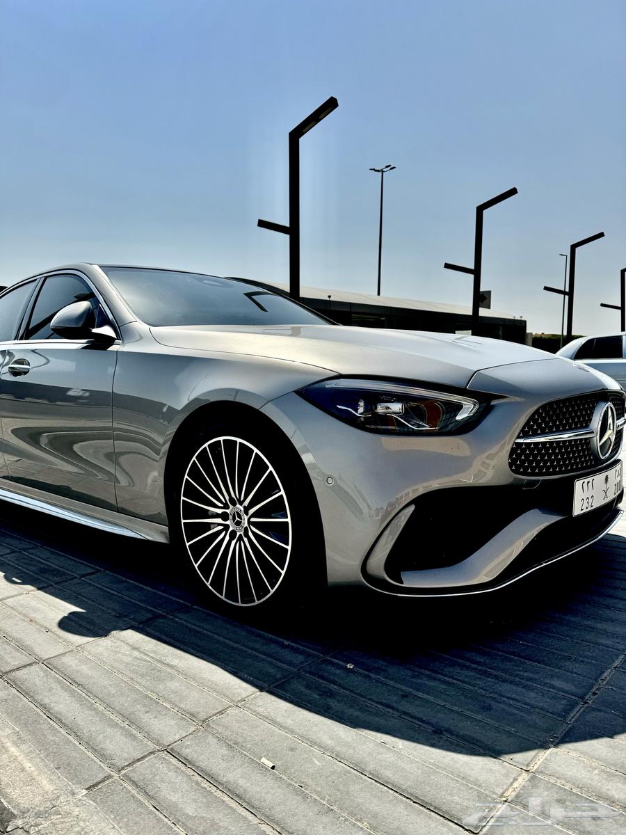 مرسيدس C200 شبة جديدة ماشية 6900 فقط64374156133633112