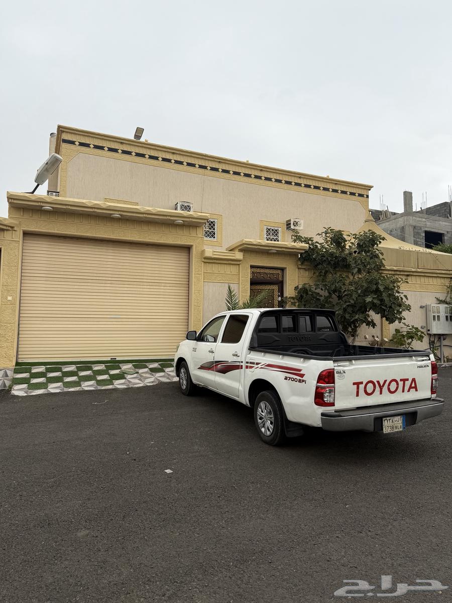 HiLux 2012 user manual64378949006210112