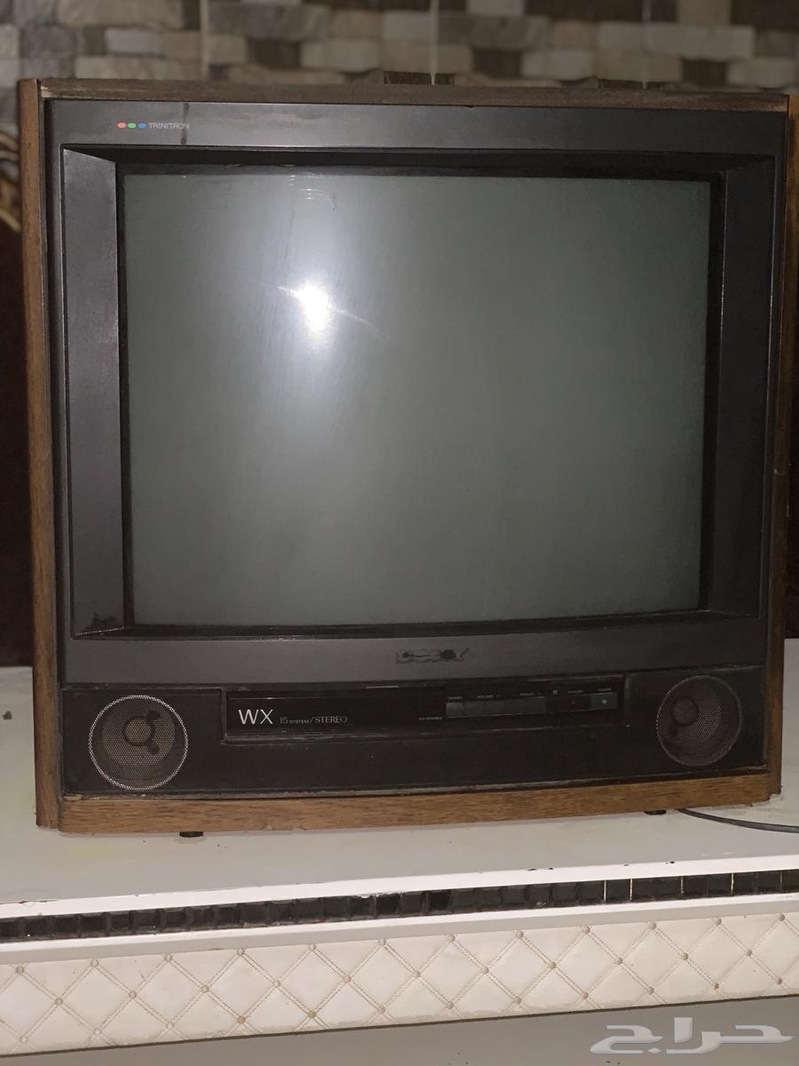 تلفزون الجيل القديم نظيف شغال فل الفل خالي من أي عيوب64169453559427111