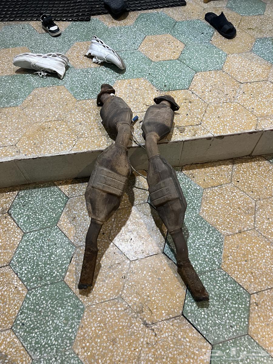 دبات تلوث فورد فكتوريا 201164384633188739112