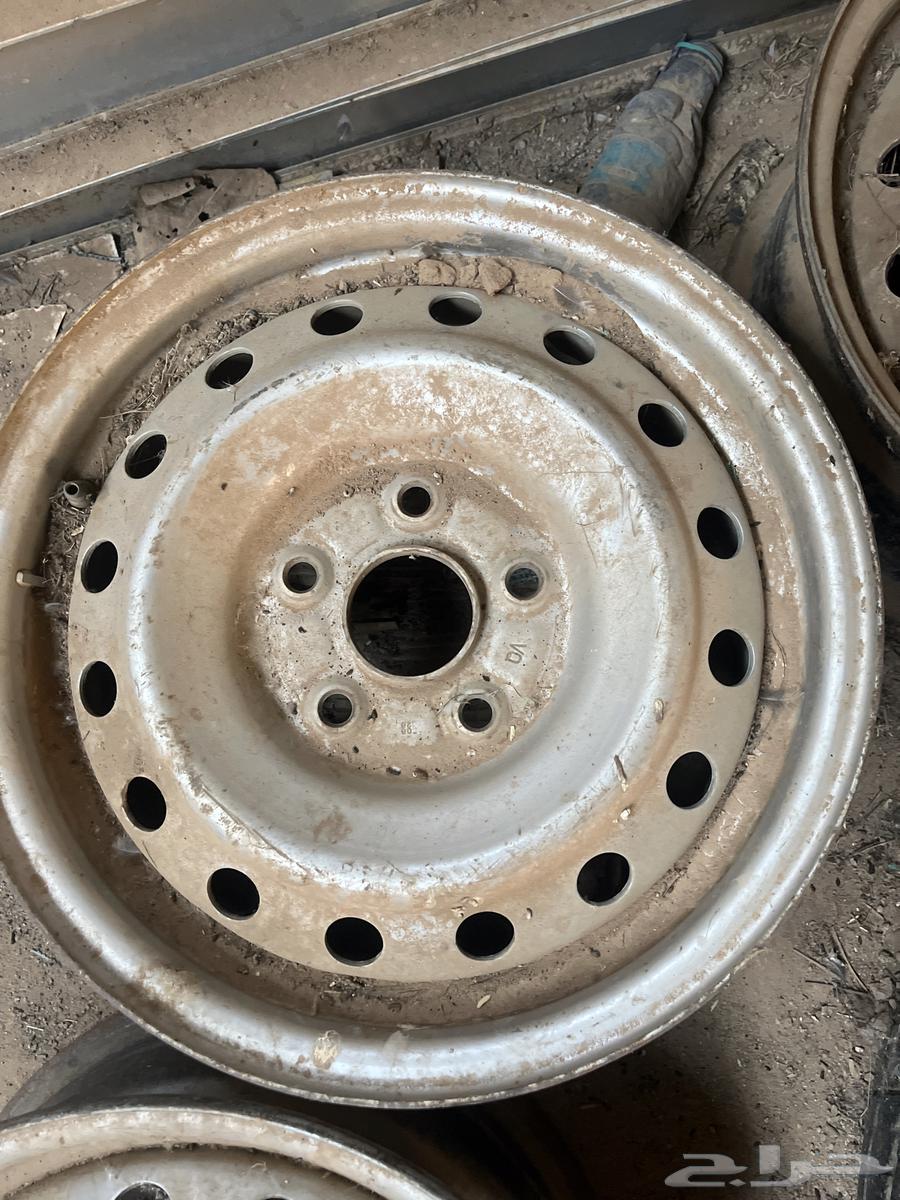 I have Al-Hilux rims from 12 to 15, almost new, I'll sell for any price64382210561665111