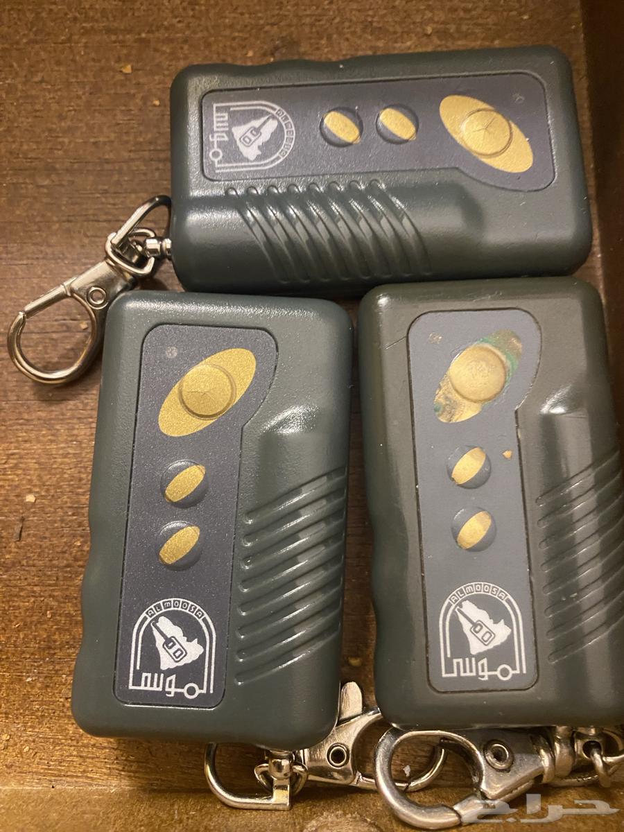 الاحساء  ريموت كراج للبيع الموسى للأبواب64381850567937110