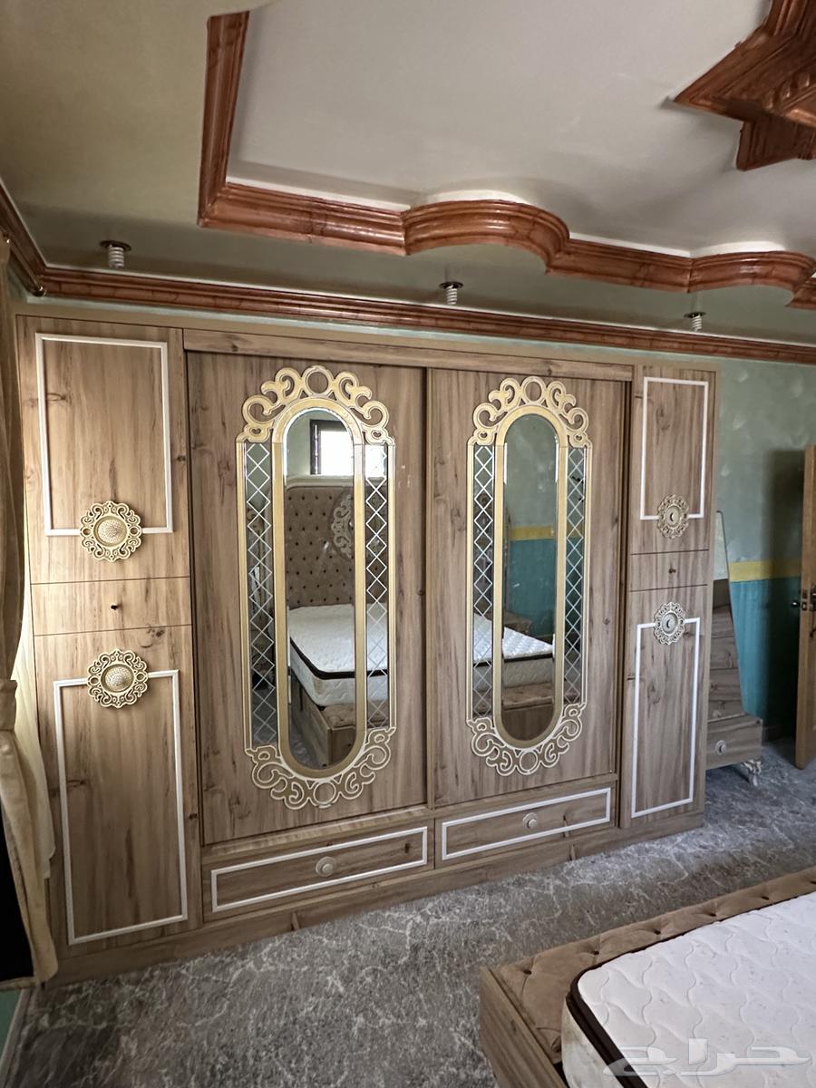 غرفه نوم للبيع خشب تركي شبه جديده عل السوم64160570088834114