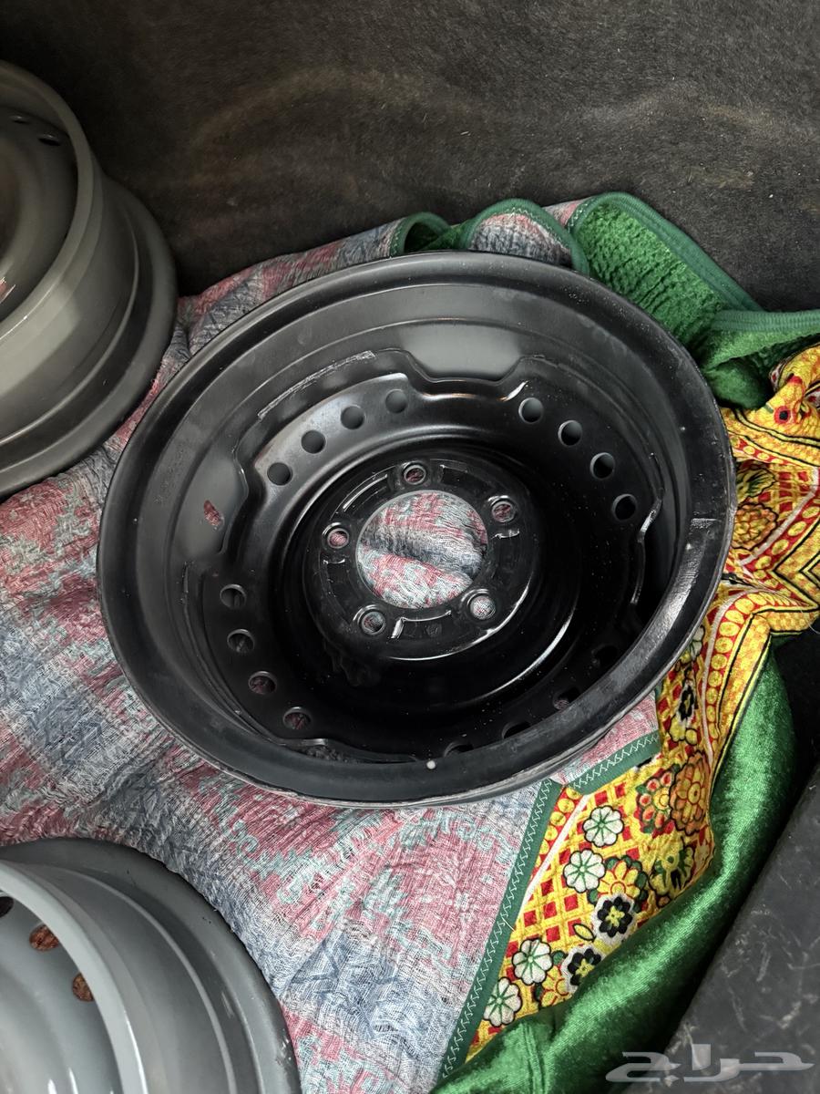 للبيع جنوط شنمبر ربع64382679524481111