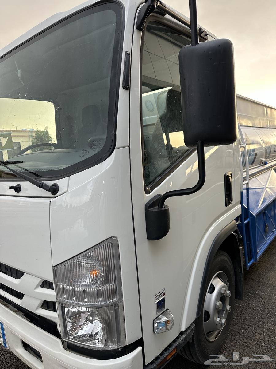 ايسوزو دينه 5طن طول شاص 5متر وعليه خزان ماء202364373949882883111