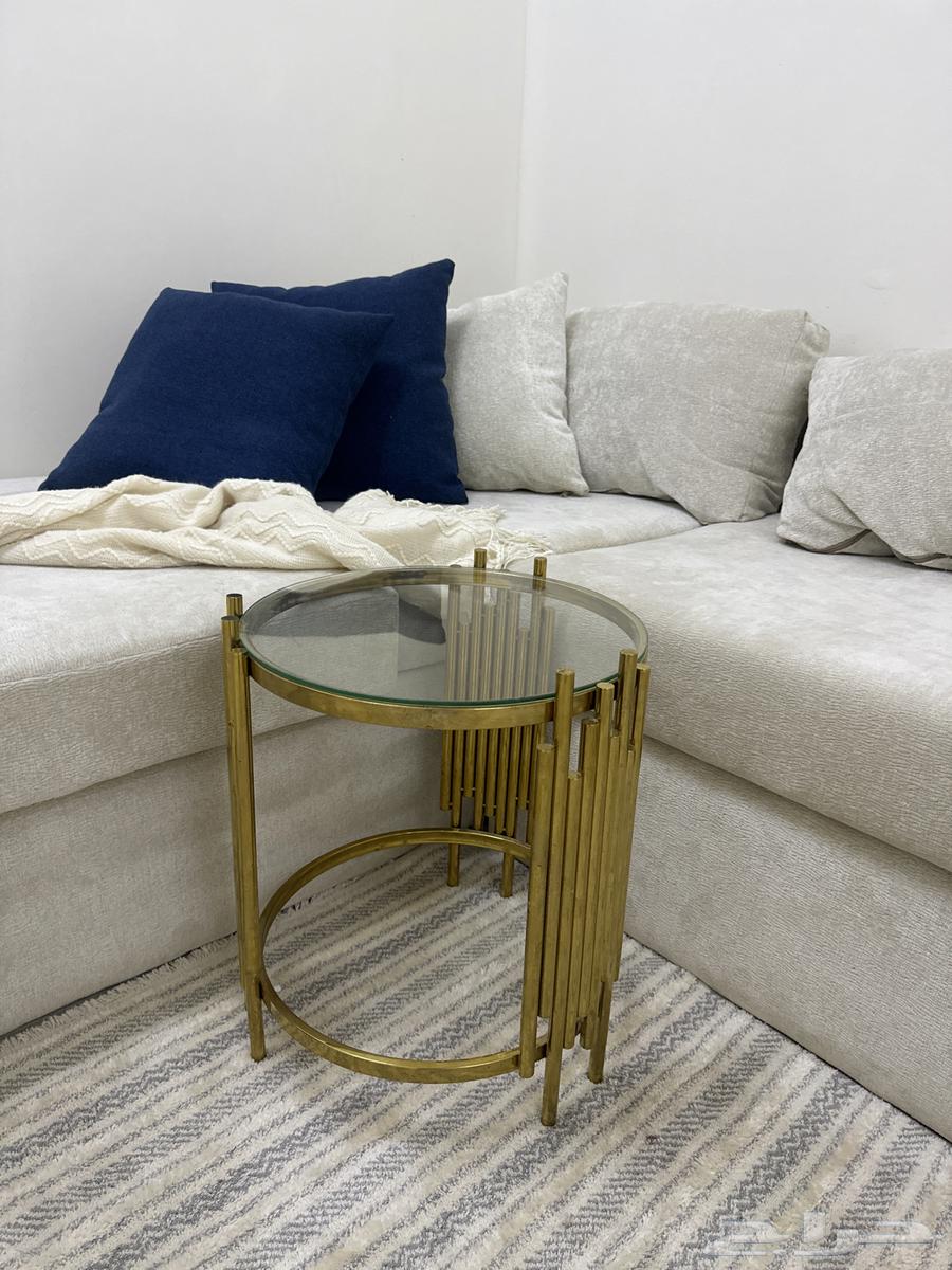 Three table pieces, one large and two serving tables, clean64155867933315113
