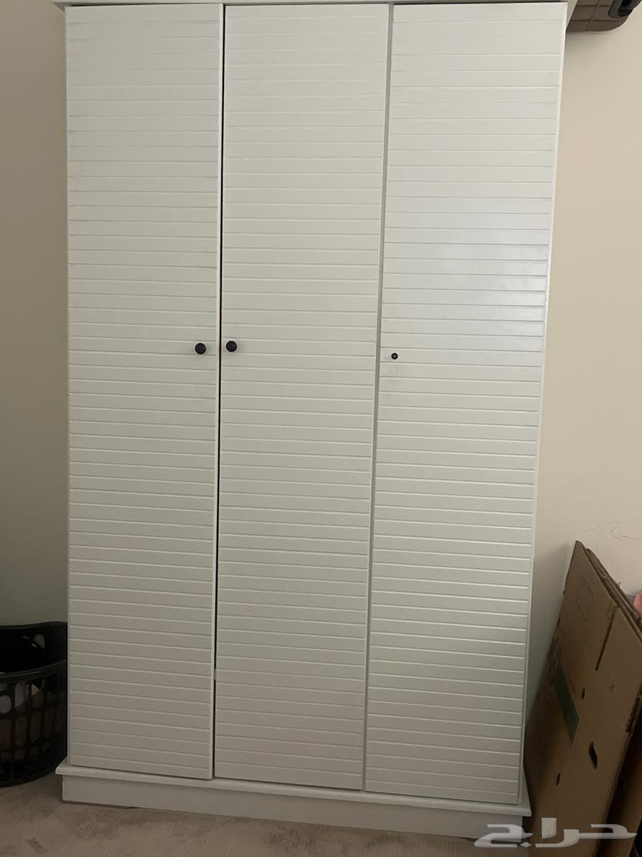 Clean used furniture (bed, dressing table and mirrors cabinet)64161975676673113