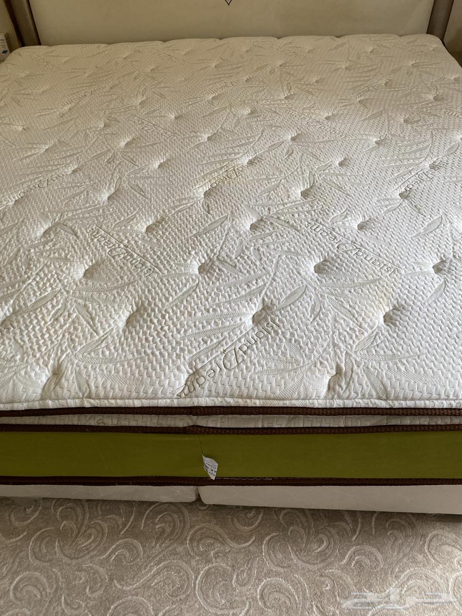 للبيع مرتبه سرير64174290849666110