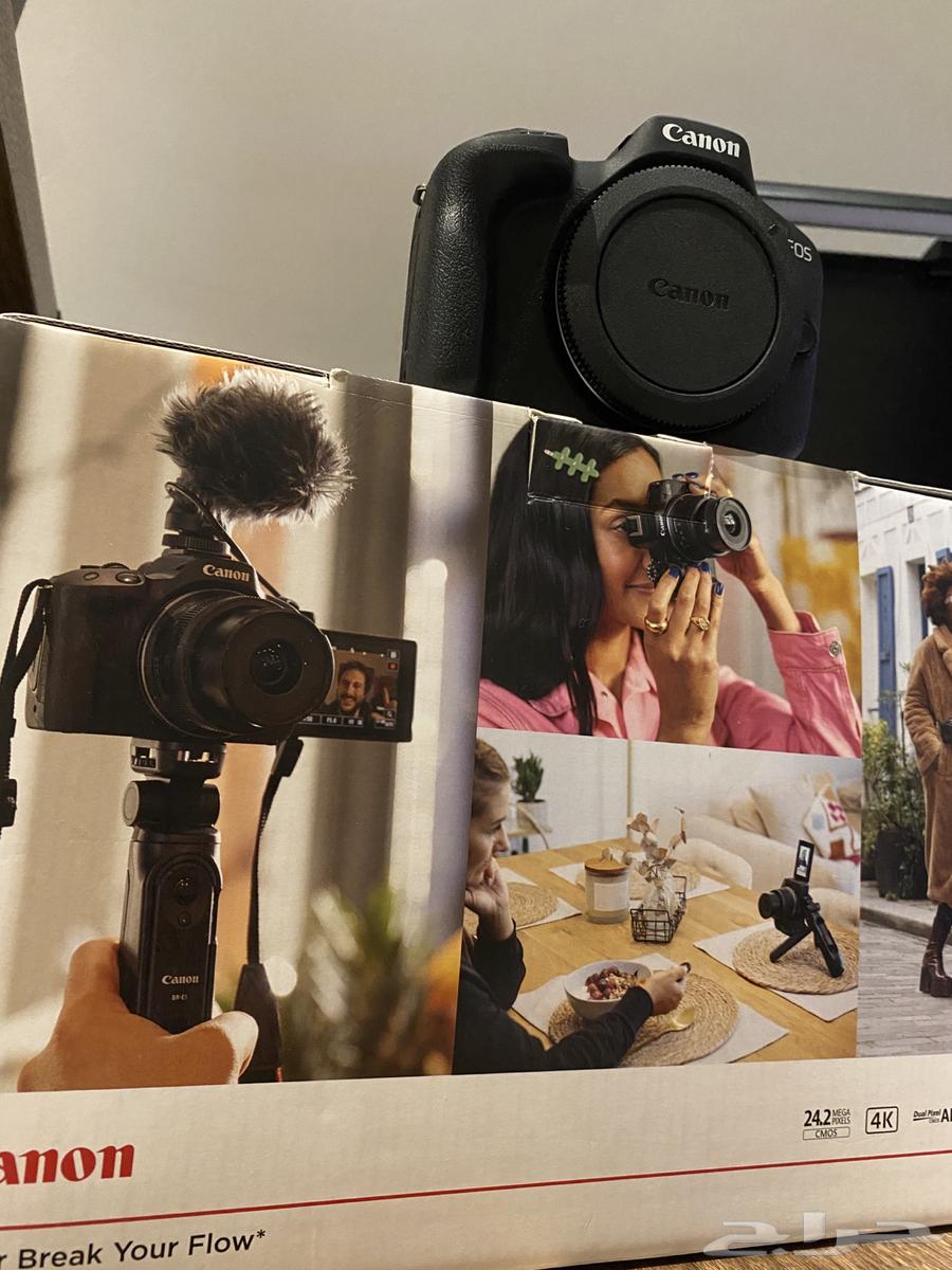 كاميرا كانون R50 مع ملحقاتها64172604702465110