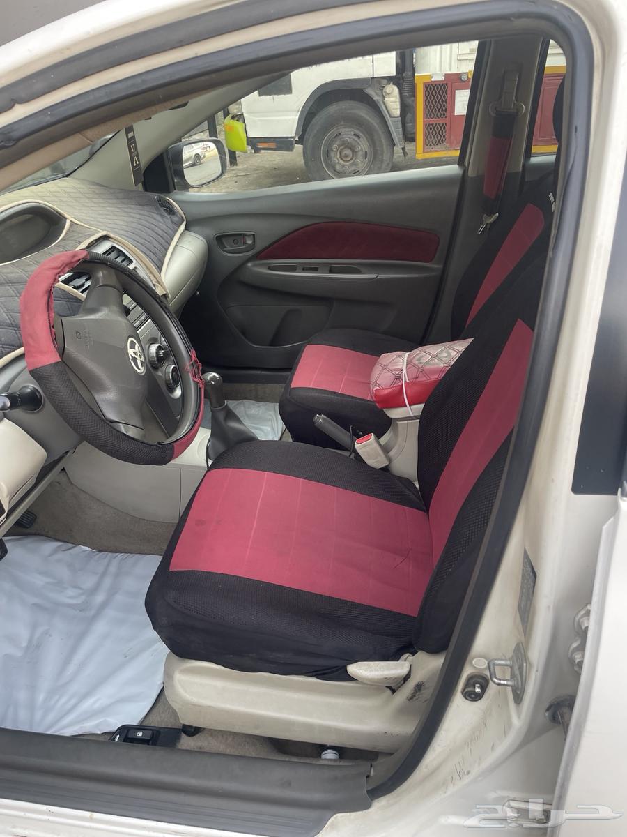 2009 Yaris car with manual transmission, engine and transmission in good condition64377034081539111