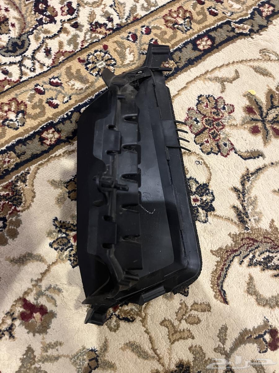 قطع غيار جديدة64379457643138110