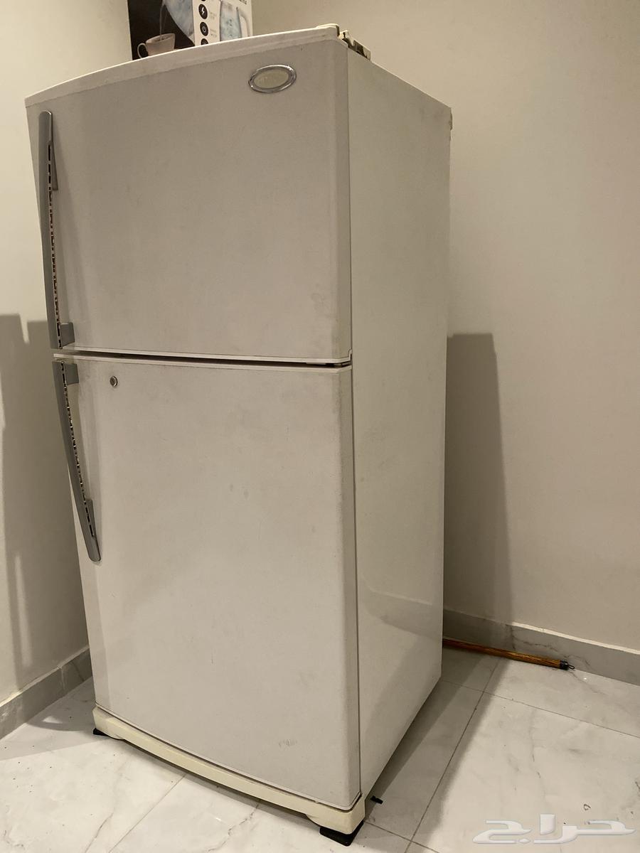 ثلاجة HITACHI للبيع نظيفه64169027403137111