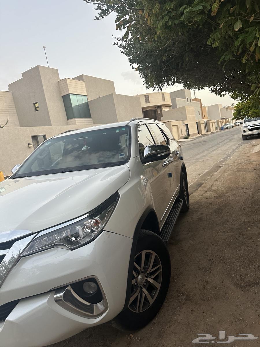 فورتشنر 4 سلندر بنزين دبل 201764373654136321110