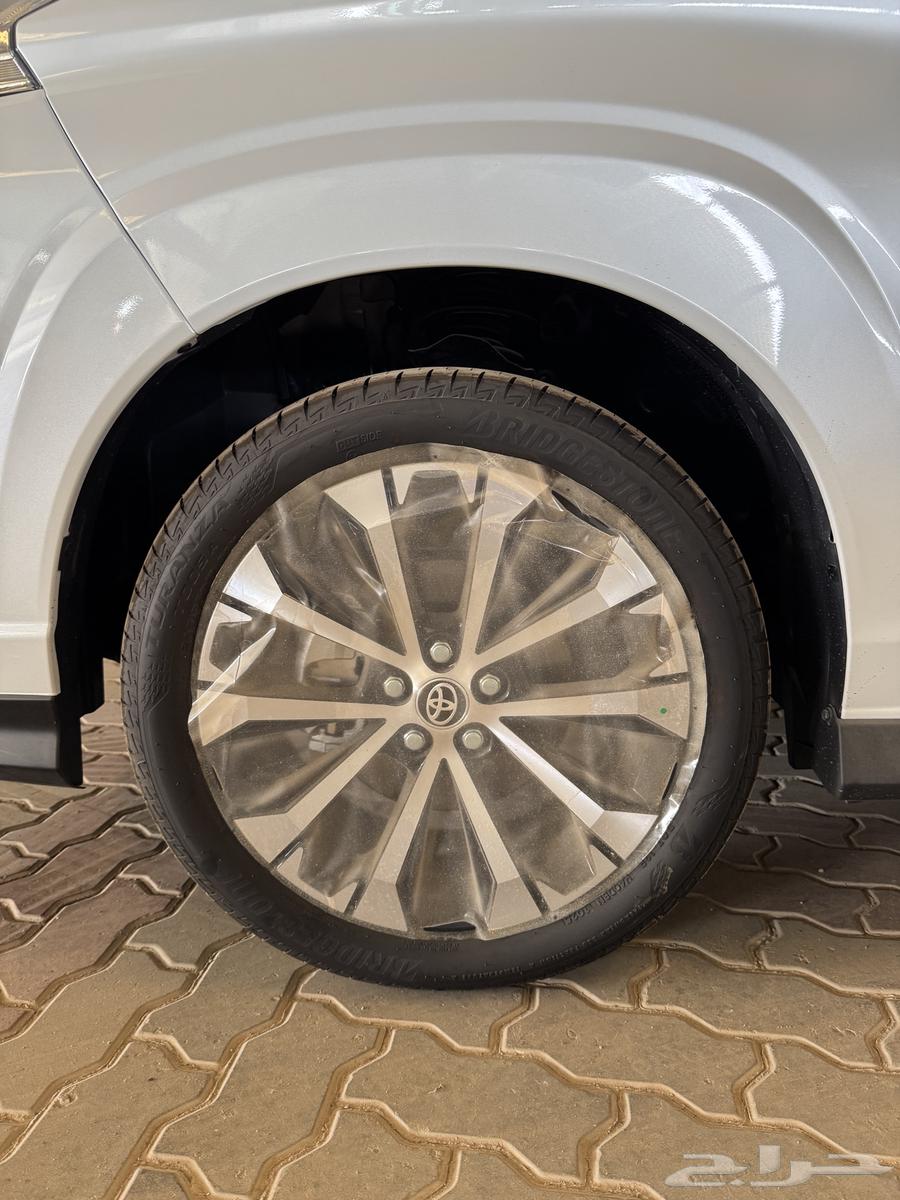 تويوتا فيلوز GLX بنزين 202564376884896642114