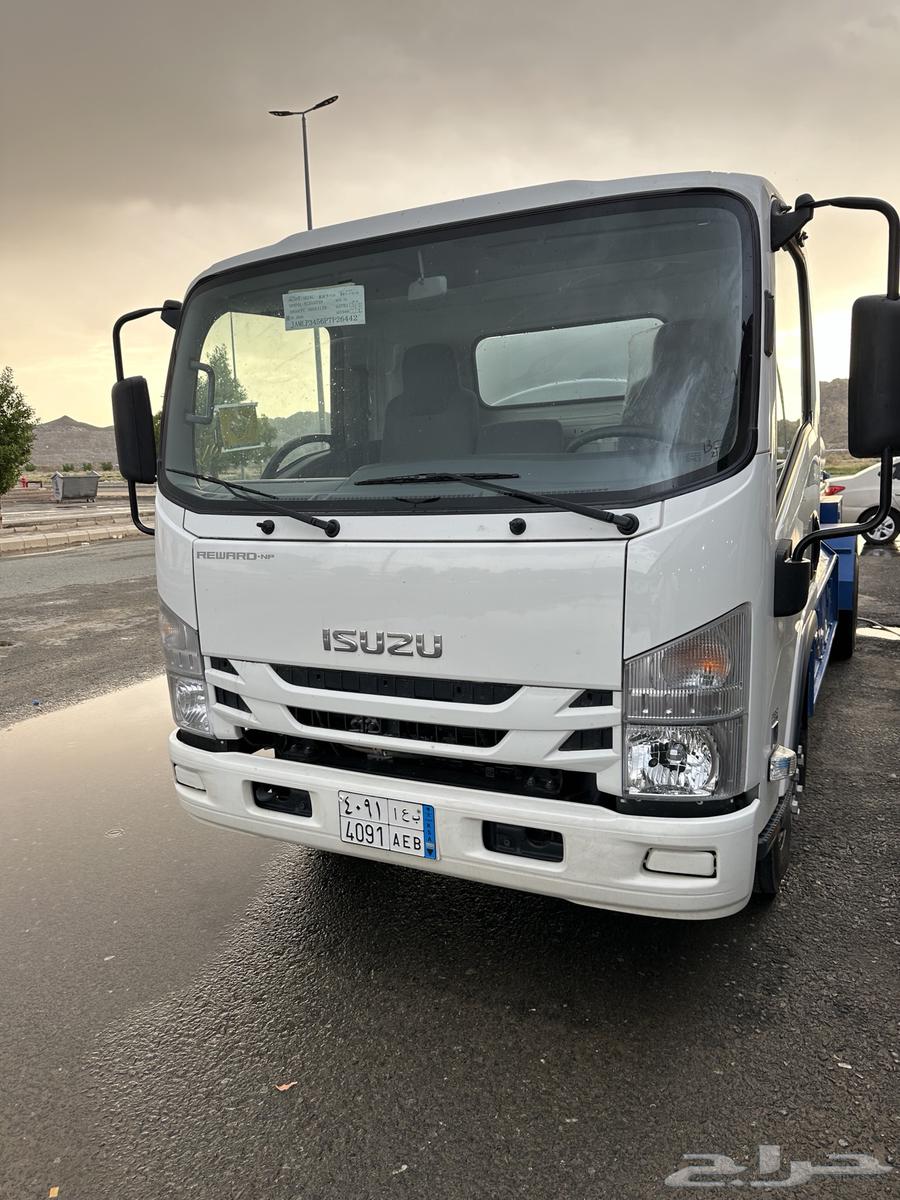 ايسوزو دينه 5طن طول شاص 5متر وعليه خزان ماء202364373949882883110