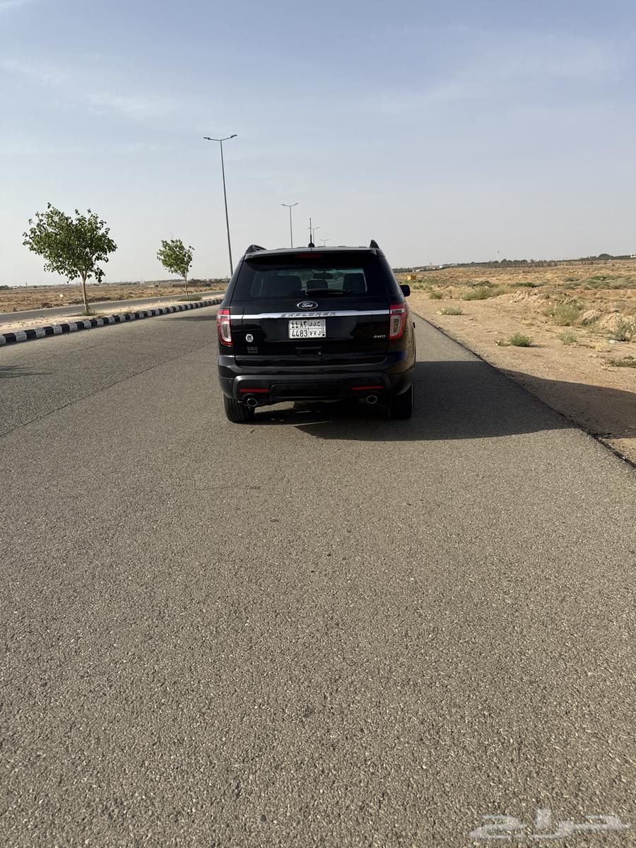 للبيع فورد اكسبلور مديل 2015 دبل نضيف بدي ومحركات64380667576450112