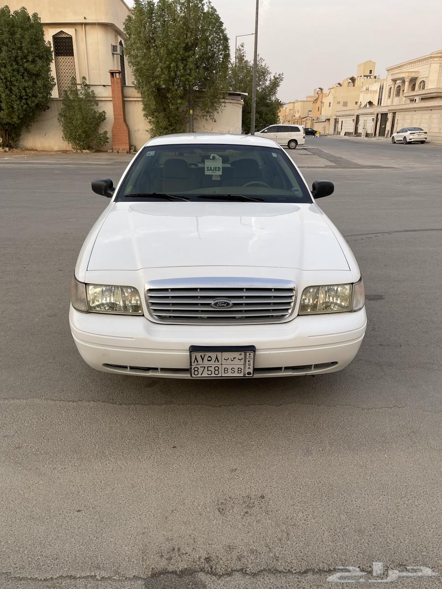 كراون فكتوريا بوليسي64374348901763112