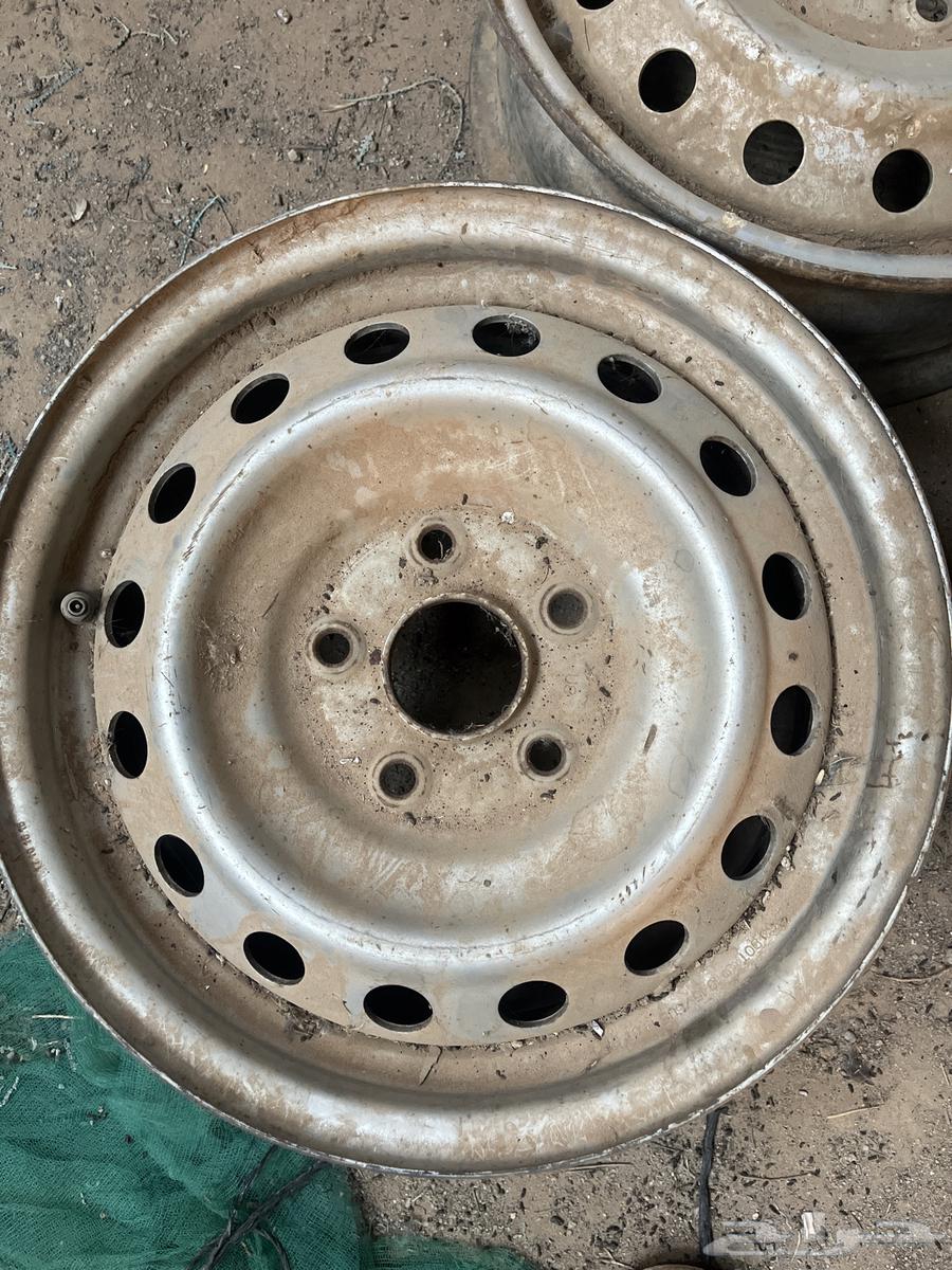 I have Al-Hilux rims from 12 to 15, almost new, I'll sell for any price64382210561665110