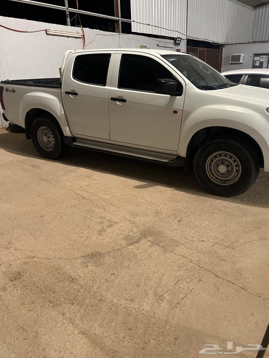 Isuzu D-Max 201664383994886531110