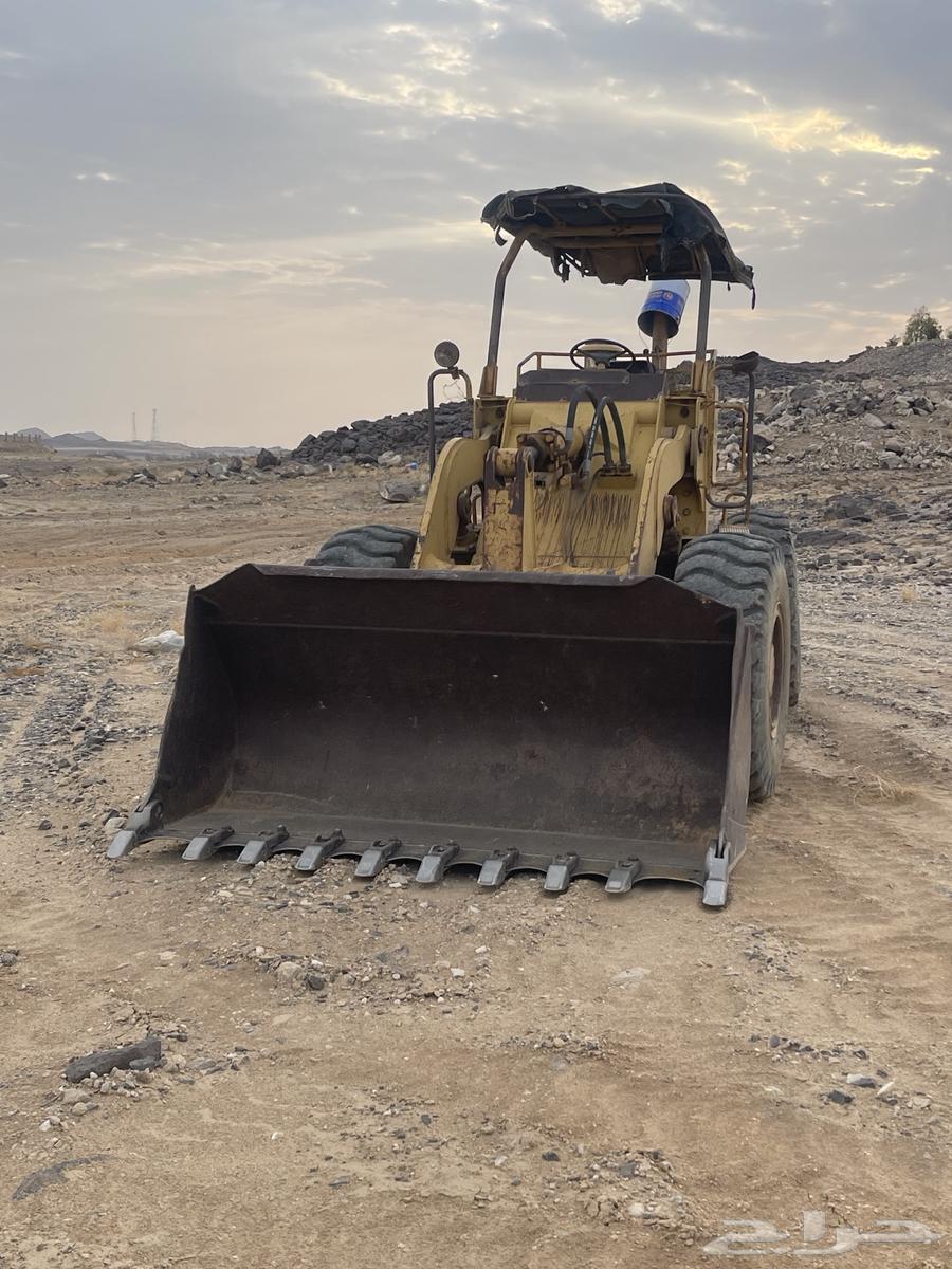 قلاب متسوبيشي وشيول كوماتسو للبيع لاعلا سعر64379093927427114