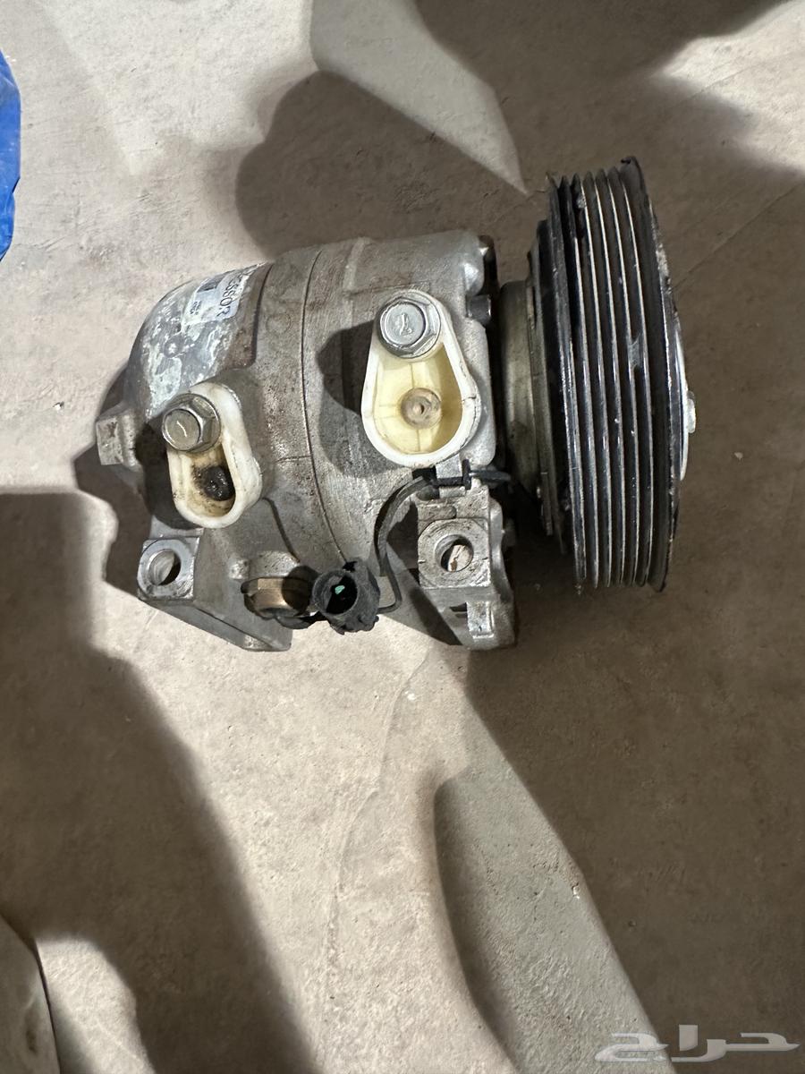 صدر مكينة  طرمبة الماء   كمبرسر نيسان صني 2001الي 2001264379530248066111
