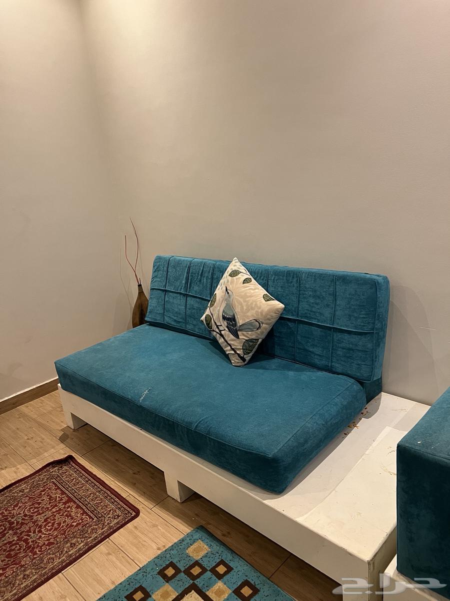 مجلس مع أغراض ثانيه64149091169923111