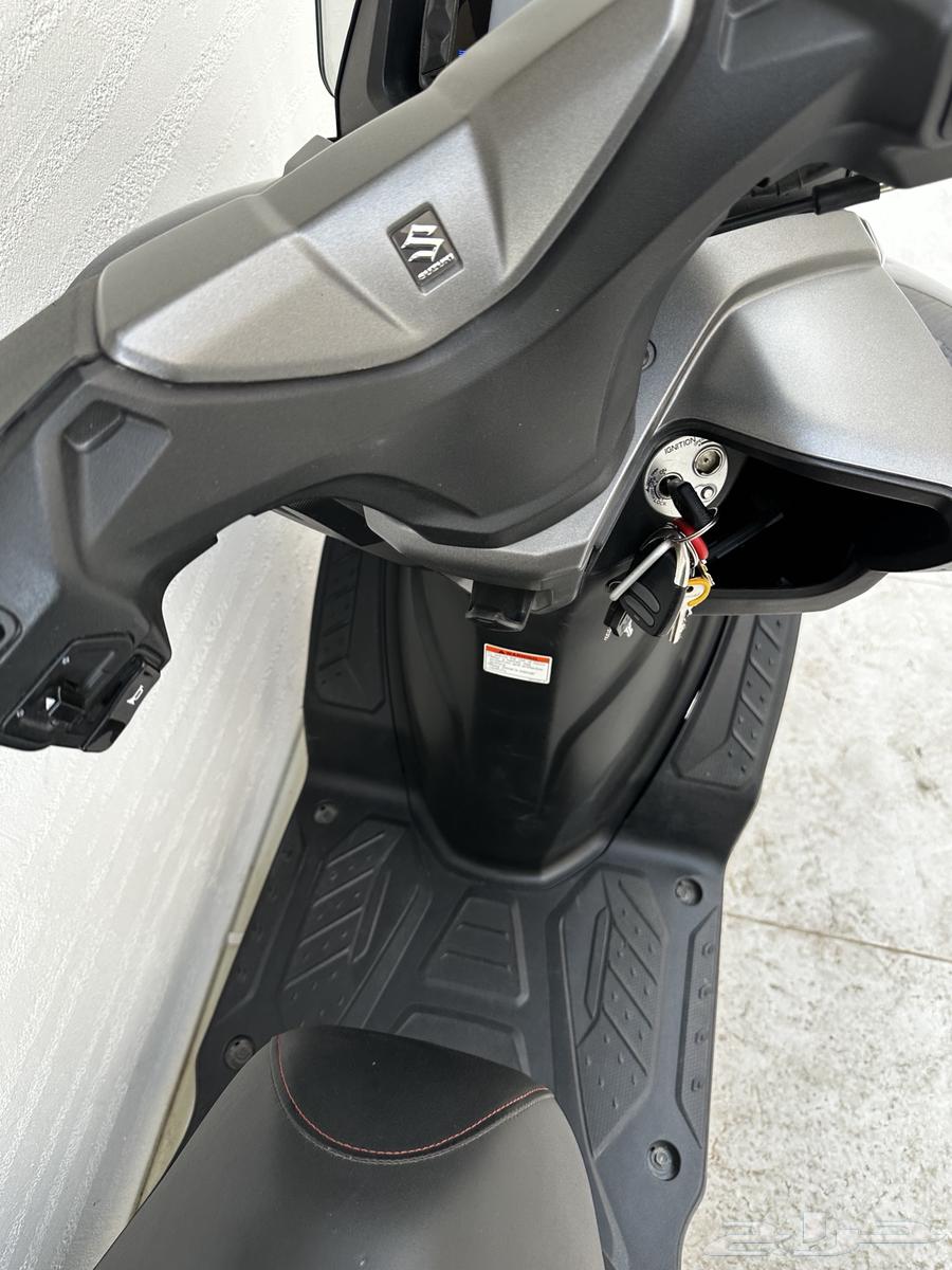 دباب بطه او عجيب سوزوكي بيرقمان EX 2024 ممشى 4000km64384064833667114