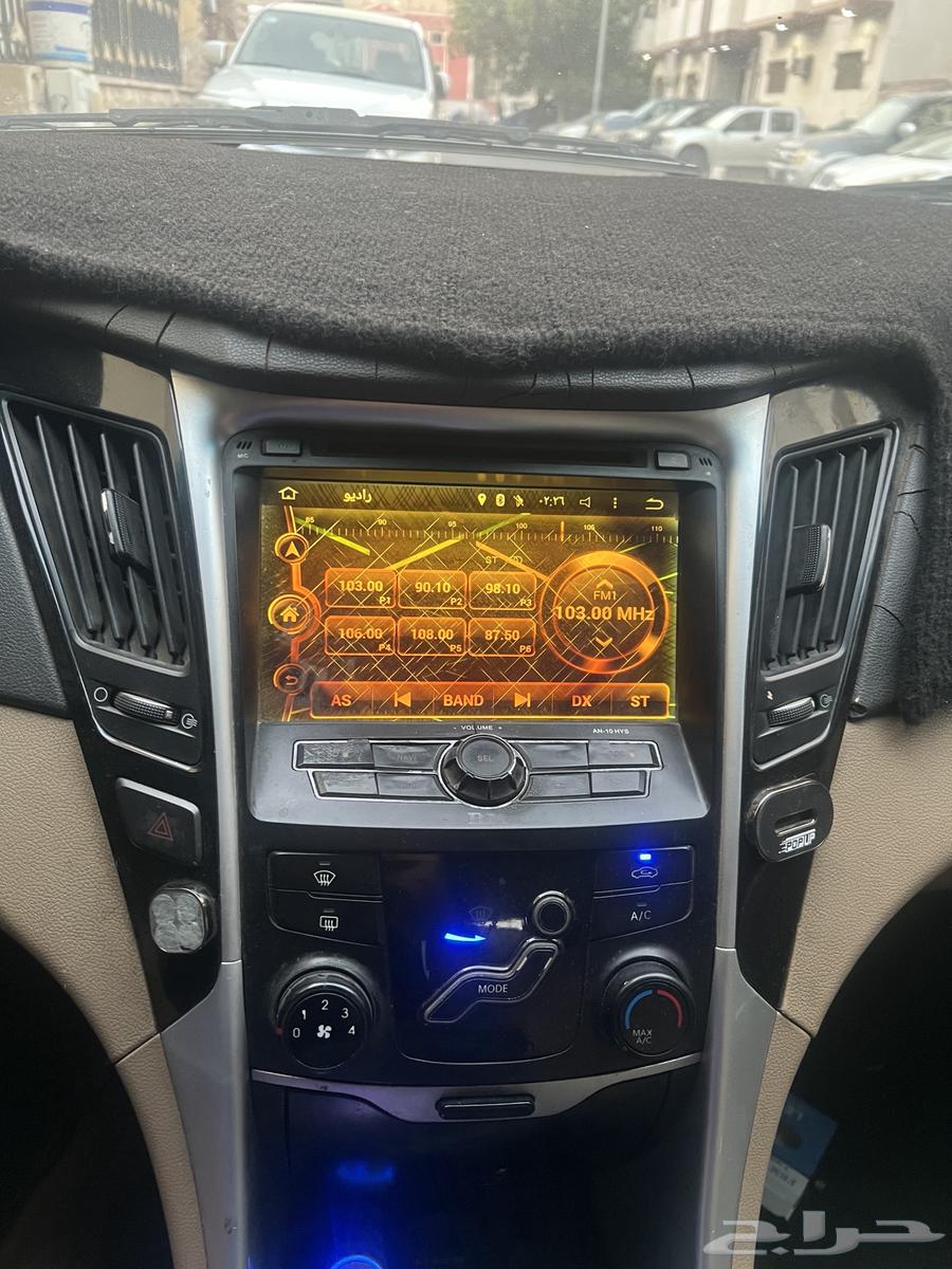 شاشة رودماستر مع الديكور سوناتا 201264378716665730110