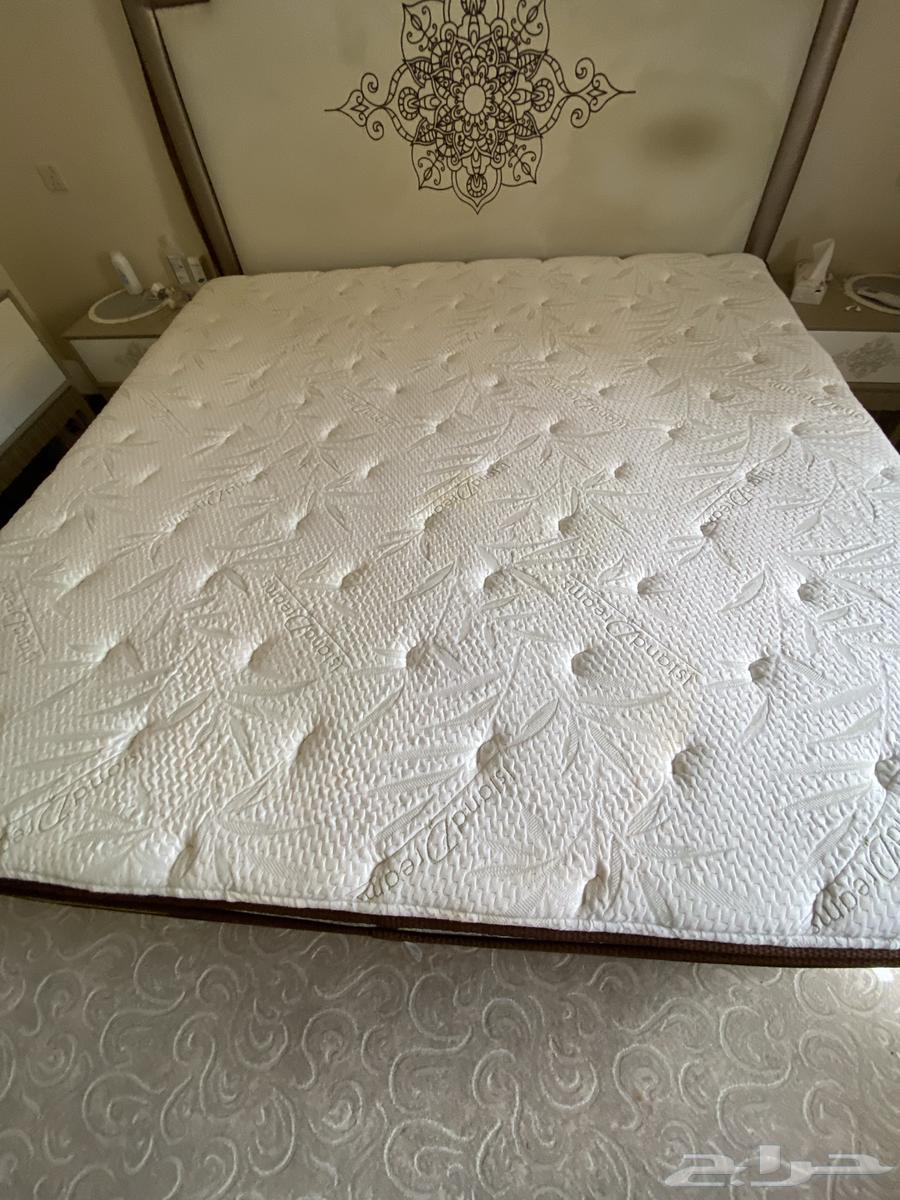 للبيع مرتبه سرير64174290849666111
