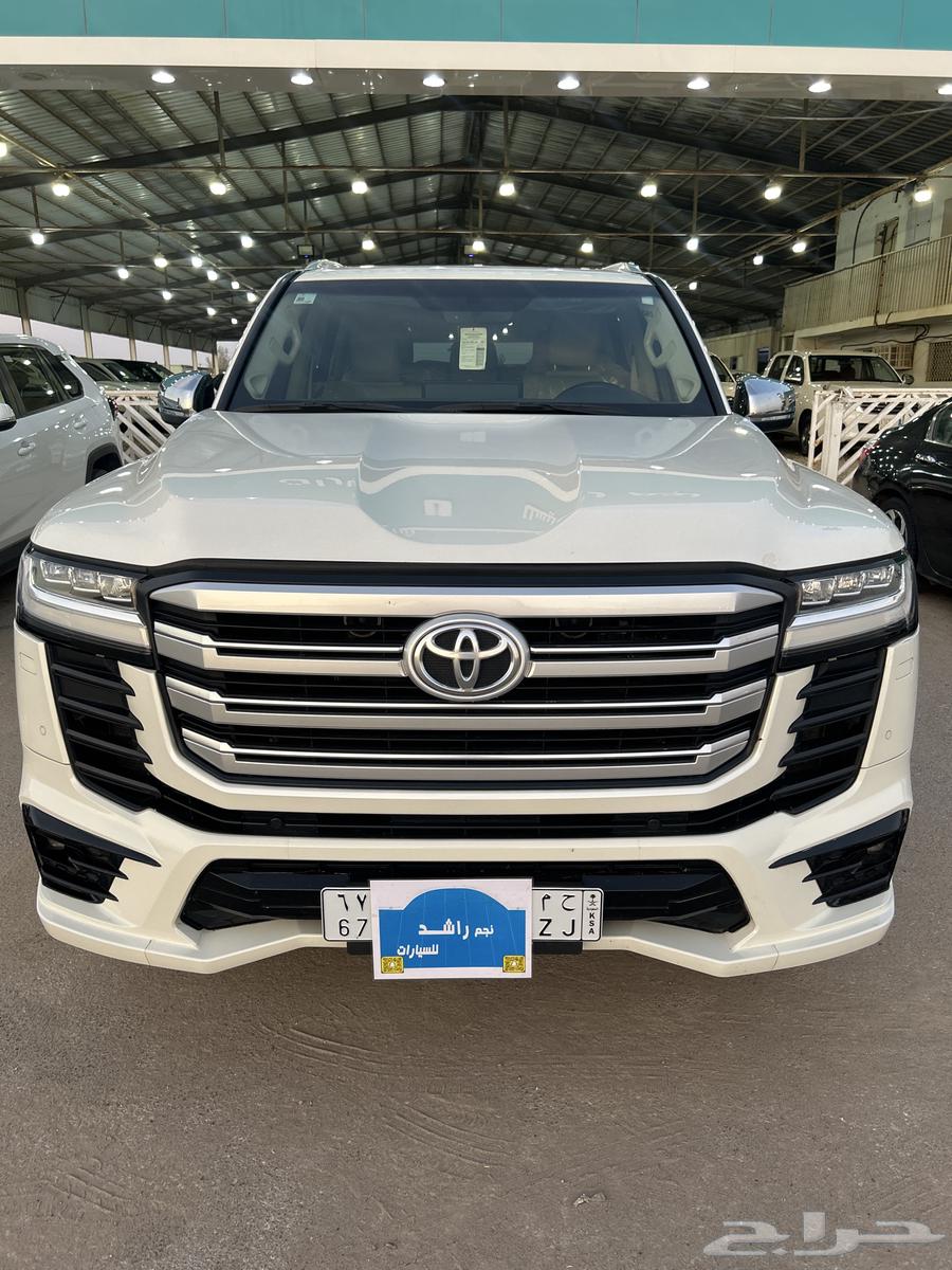 Land Cruiser 2022 Full Option VXR64382555681538111