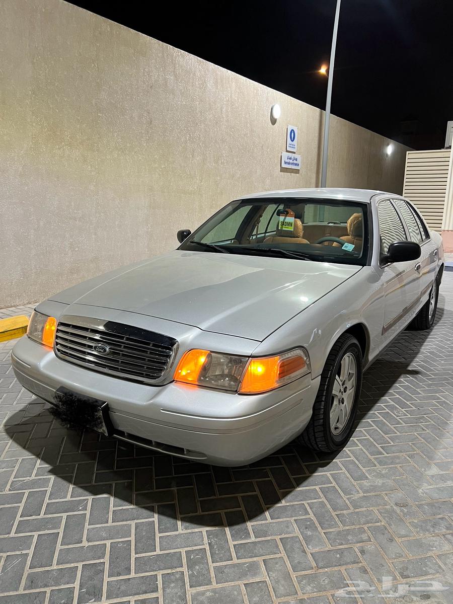 للبيع فورد فكتوريا نضييف64384245470593112