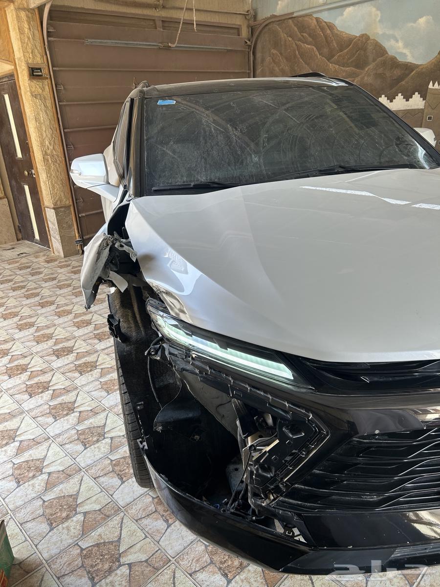 بليزر 2023 مصدوم خفيف64379746888449112