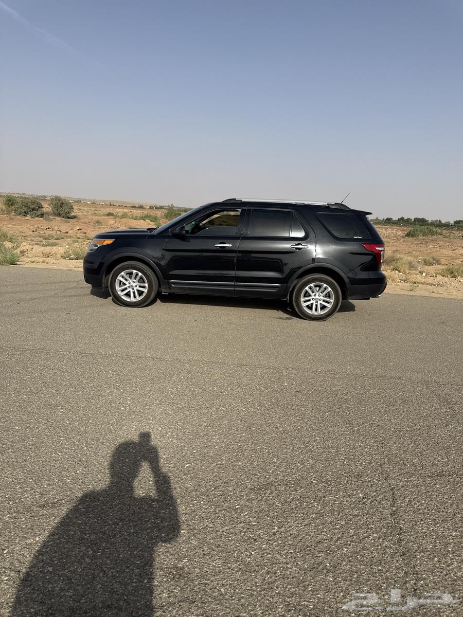 للبيع فورد اكسبلور مديل 2015 دبل نضيف بدي ومحركات64380667576450113