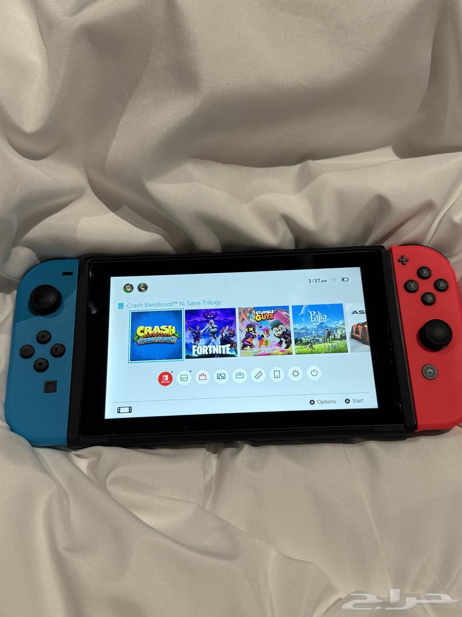 Game Console64172394431874112