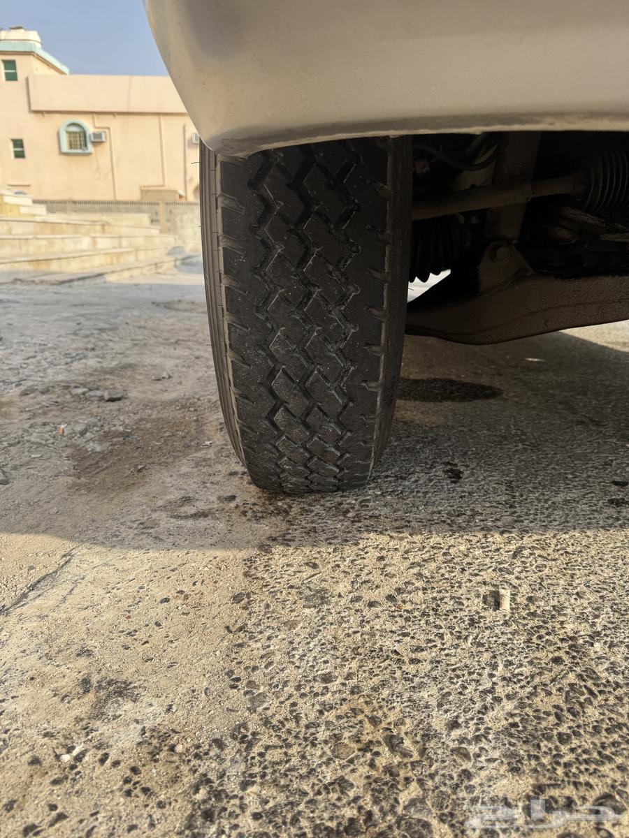Stone tires used for a month64372900787842113