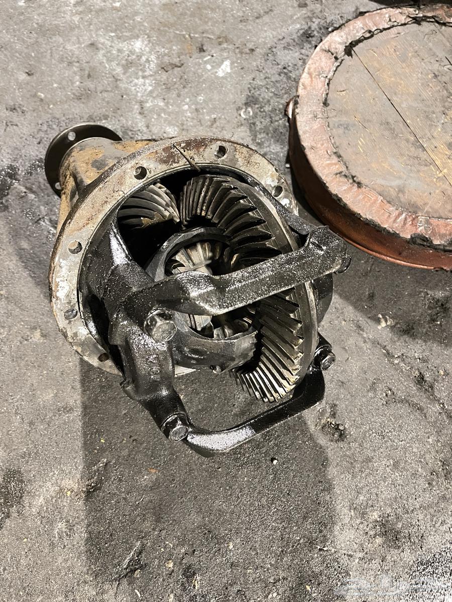 كارونة هايلكس 2005 وتحت64380916152193111