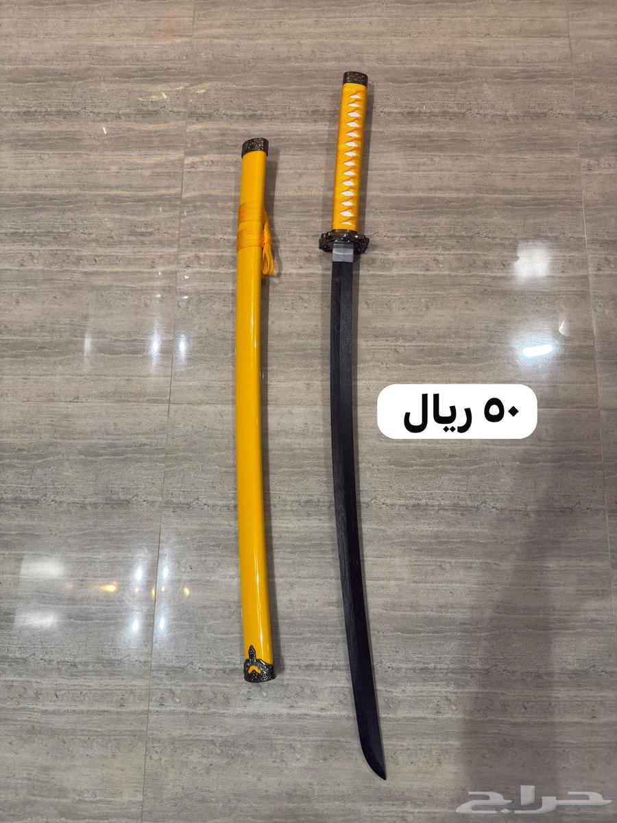 فأس كريتوس و سيف انمي للبيع64159351191169111