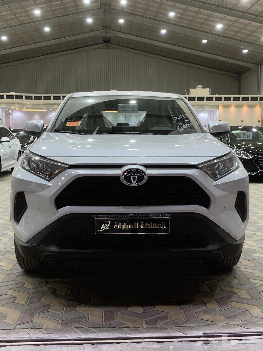 تويوتا راف فور LE بنزين دفع رباعي 202564376674825731110